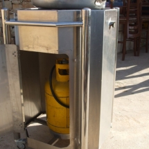 frying unit with gas cylinder compartment 2